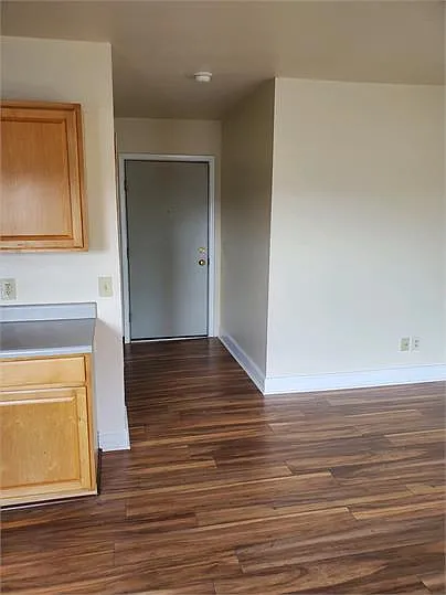 204 Grand Ave #2 — Photo 75