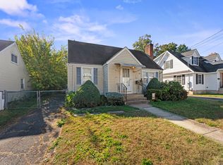 121 Chester St, Hartford, CT 06114
