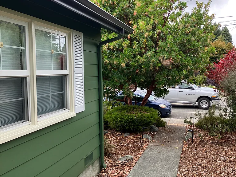 2142 Hodgson St — Photo 19