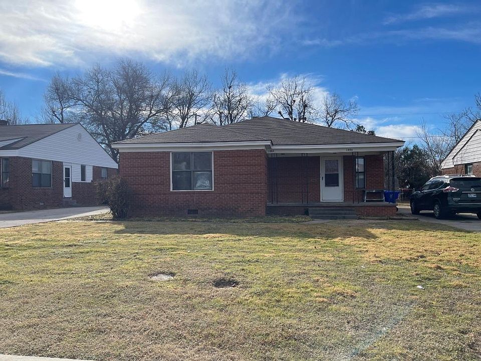 1st image of 1008 Arkansas St