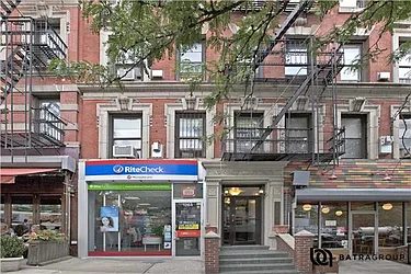 Sold by Batra Group Inc