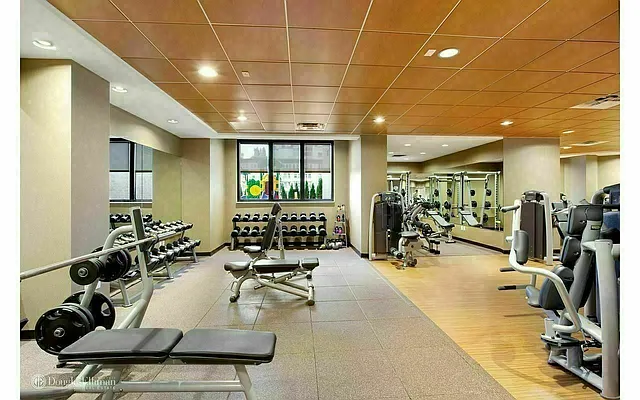 Rented by R New York | media 29