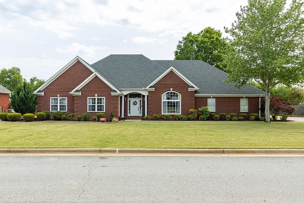 1408 Huston Dr, Muscle Shoals, AL 35661 Zillow