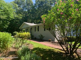 118 Getz Ln, Stroudsburg, PA 18360