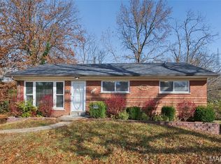 1540 Park Way Dr, Saint Louis, MO 63130