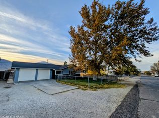 367 Connelly St, Hawthorne, NV 89415
