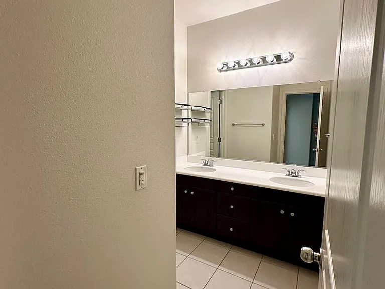 11507 Piona Ln — Photo 10