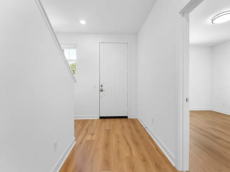 1606 S Marengo Ave #1606 — Photo 10