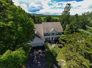 84 Canada Goose Dr, Hackettstown, NJ 07840