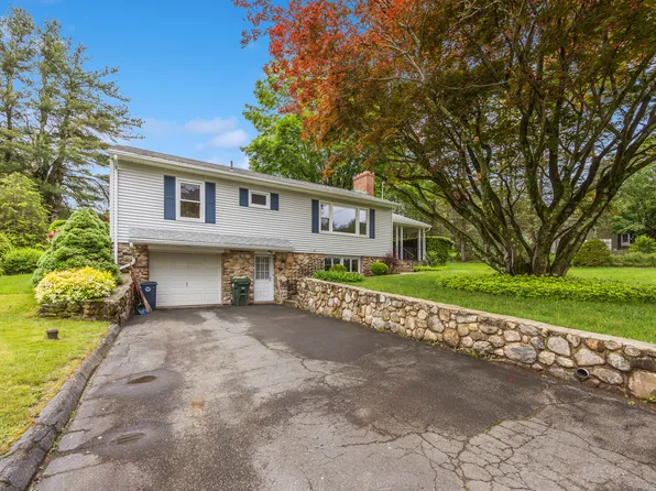 27 Hickory Street, Plymouth, CT 06786