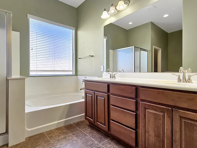 13637 S 175th Dr — Photo 26