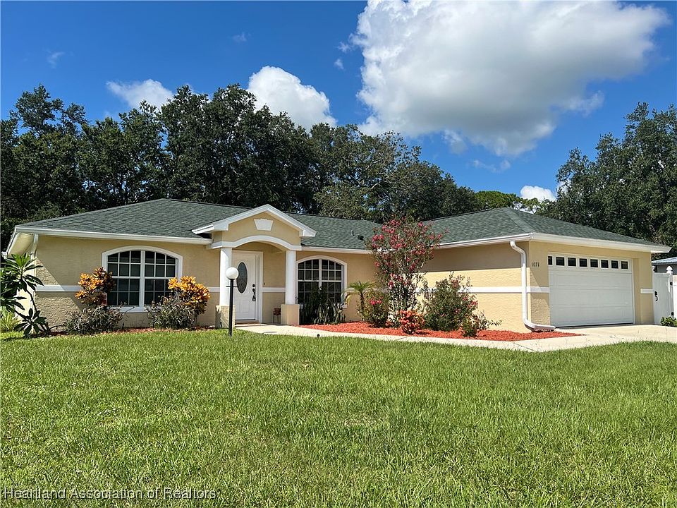 1st image of 1071 Lake Carrie Dr