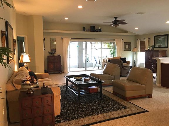 Entrance into living room