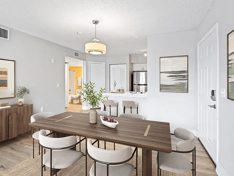 Sheridan Ocean Club Apartments — Photo 62