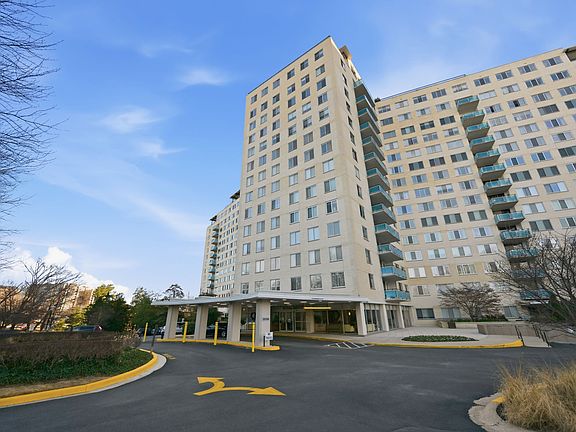 2nd image of 10500 Rockville Pike Unit 517