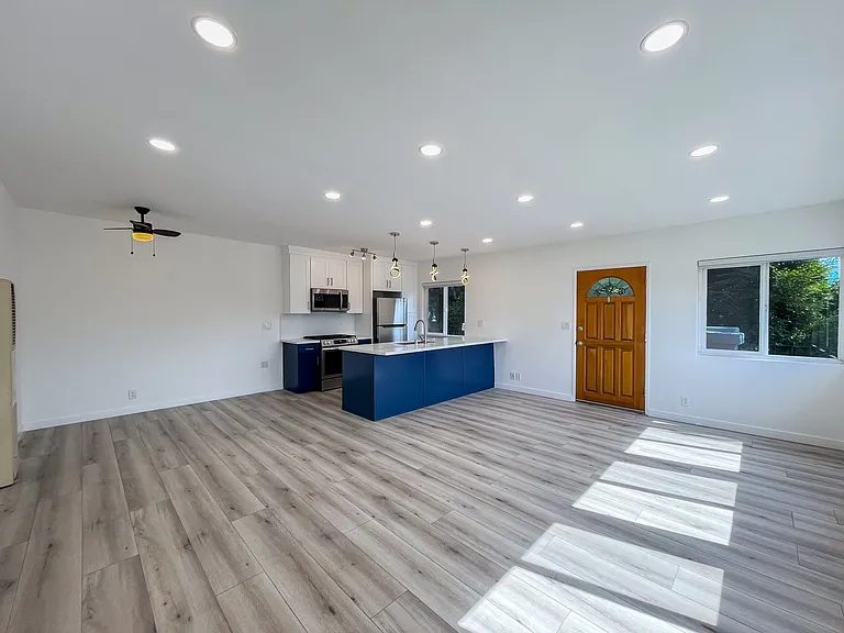 7851 Talbert St — Photo 16