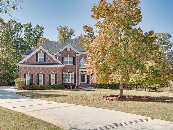 2nd image of 2312 Mallory Cir