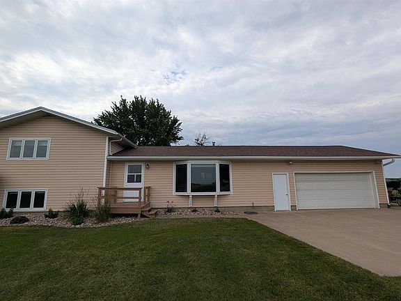 2nd image of 3179 370th St