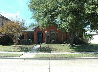 1710 Creekway Dr, Lewisville, TX 75067