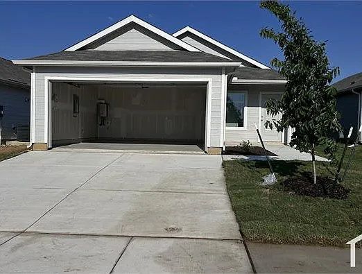 3037 Tokara St — Photo 3