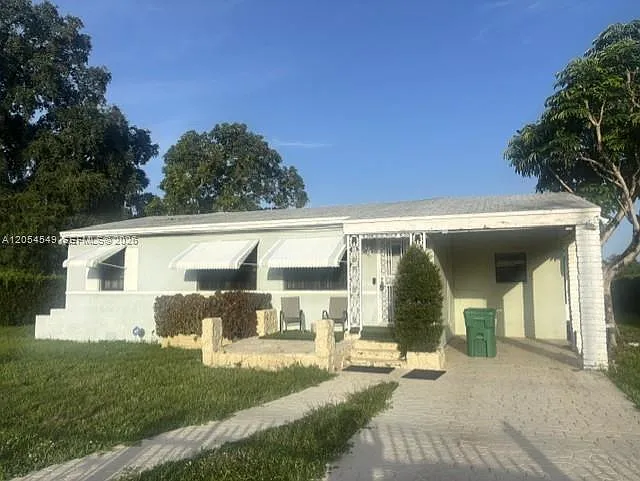 14590 NW 10th Ave — Photo 10