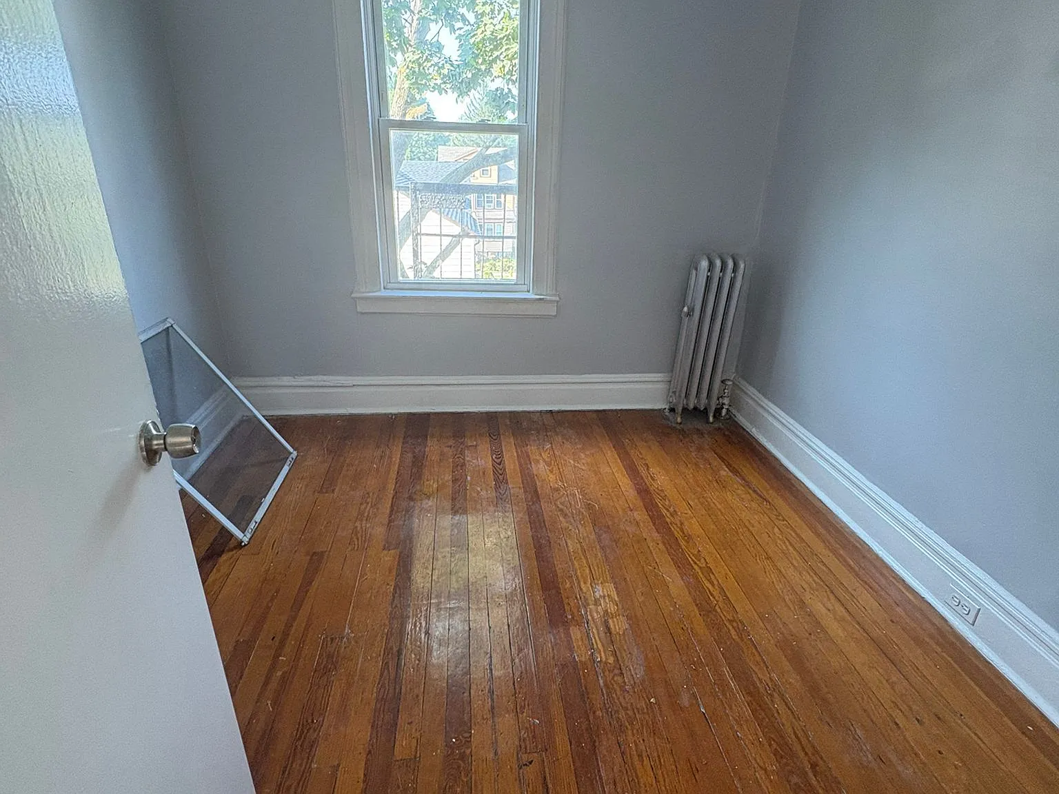 3 bed, 1000 sqft, $1,850 — Photo 3