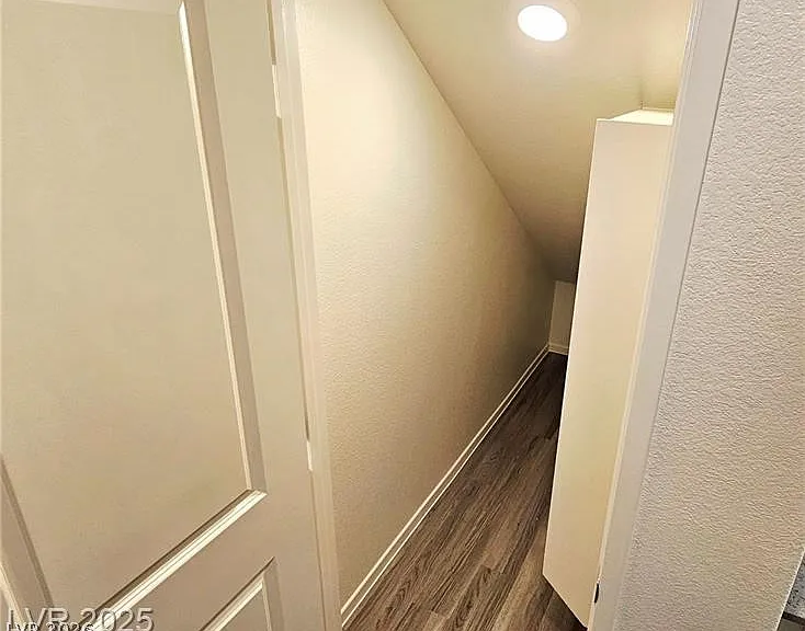 9455 Calm Stream Ave — Photo 11
