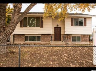4909 S Farah Dr, Kearns, UT 84118
