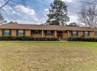 200 Yellow Pine Dr, Hattiesburg, MS 39402