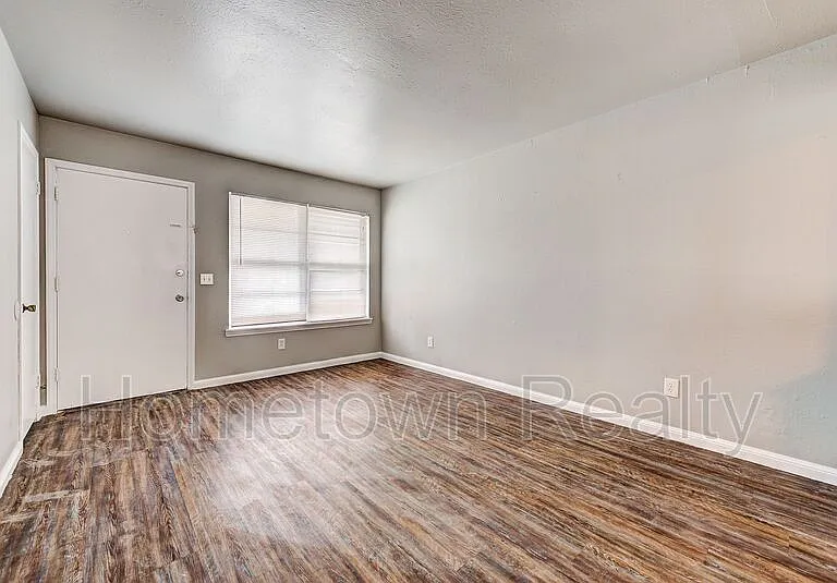 1308 McDonald Dr — Photo 11