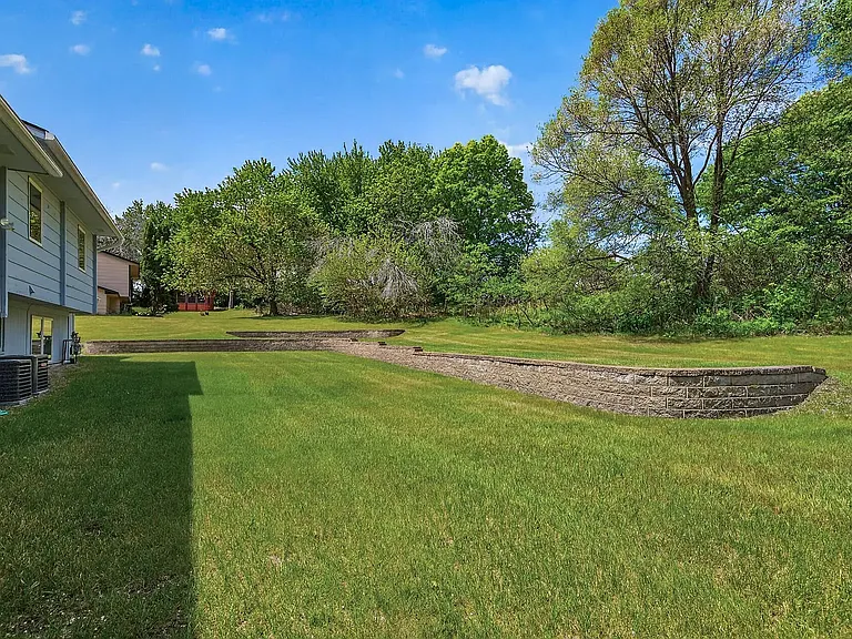 1349 Easter Ln — Photo 30