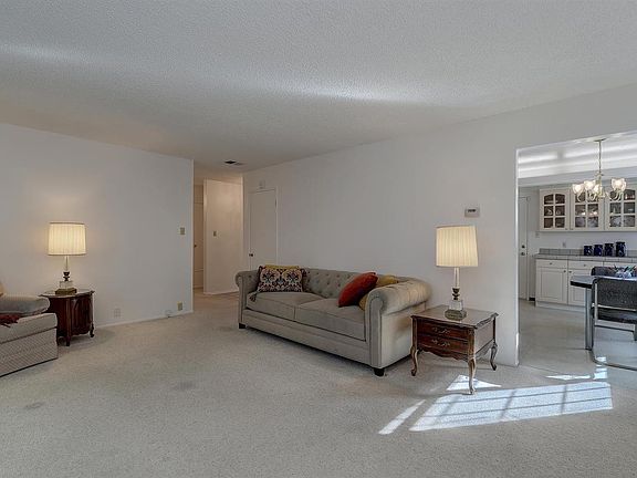5th image of 887 Alderbrook Ln