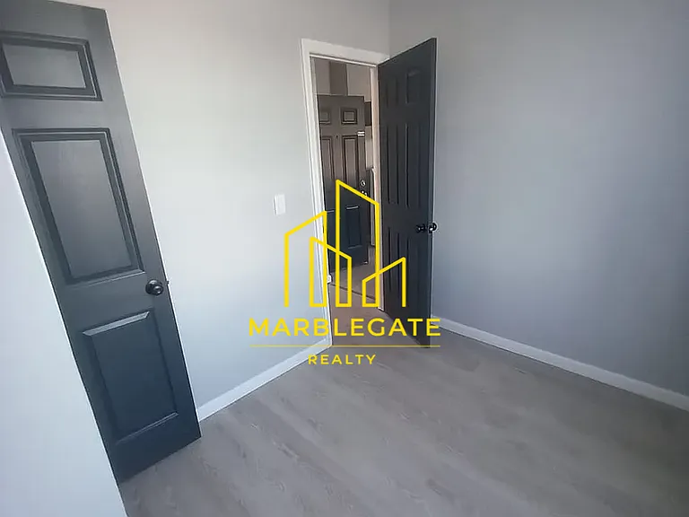 198 Parker St #22 — Photo 5