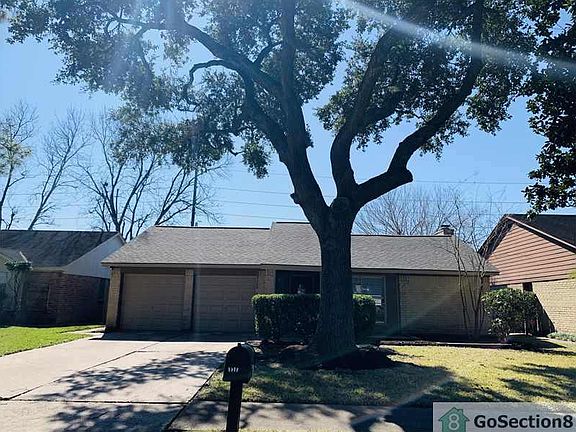 2nd image of 1230 Twining Oaks Ln