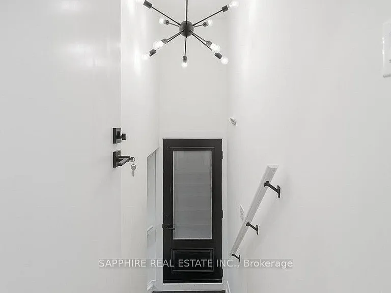 162 Tower Dr #BASEMENT — Photo 3