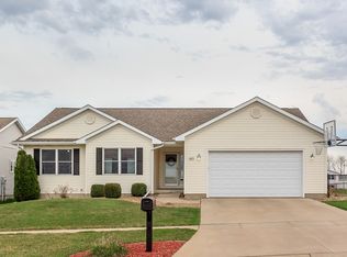 625 Sheffield Dr NE, Cedar Rapids, IA 52402