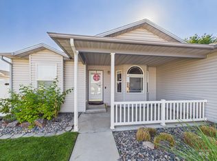 517 W Palmer Dr, Nampa, ID 83686