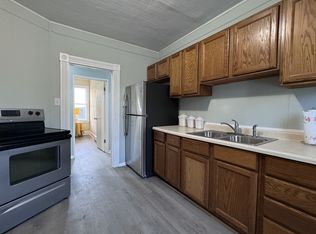 604 I St #17880375, Oakland, MD