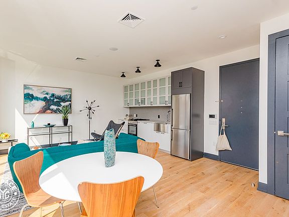 5th image of 502 Bushwick Ave #255
