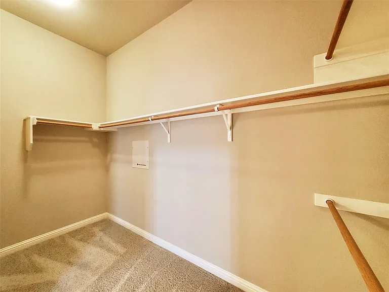 2506 Mancuso Bnd — Photo 26