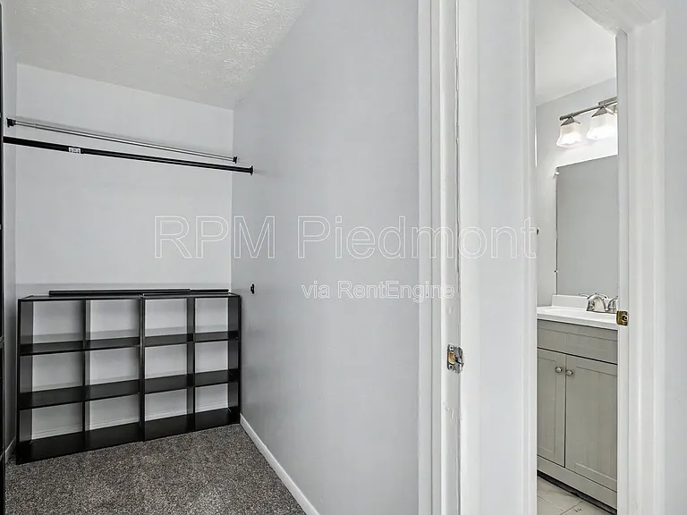 10475 Willow View Cir — Photo 19