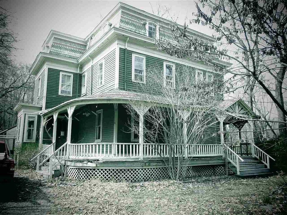 1st image of 1141 Main St