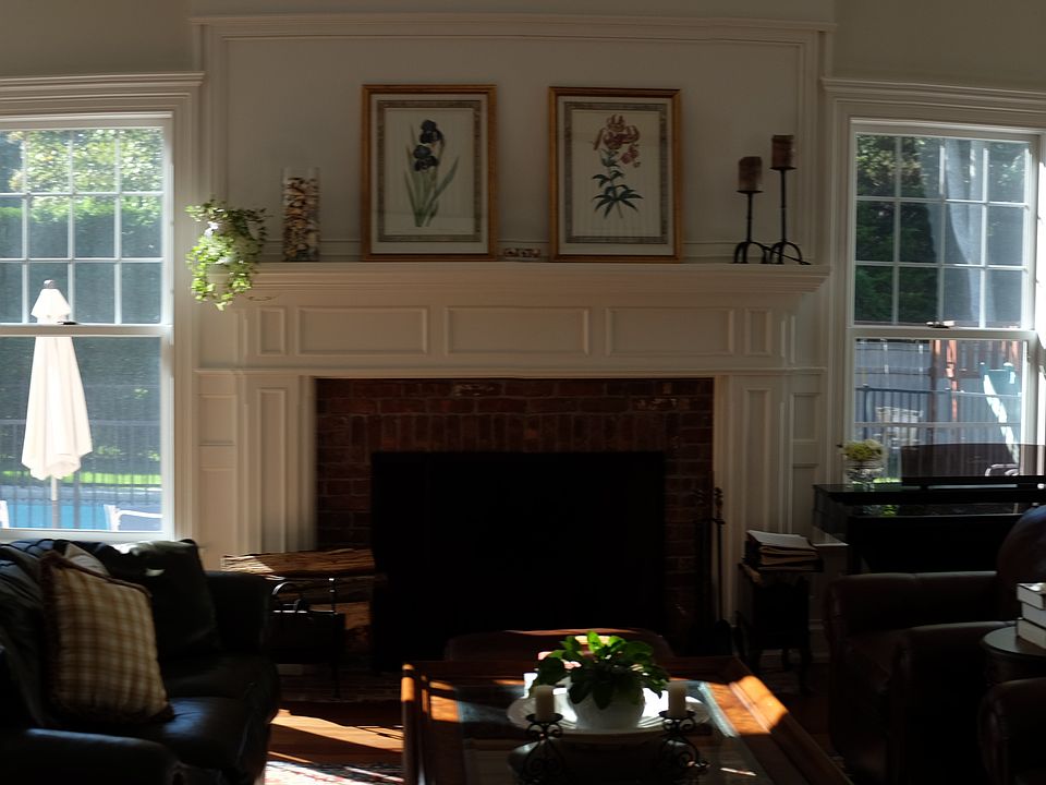 1st image of 181 White St