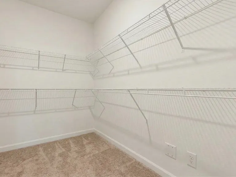 943 Summer Glen Dr — Photo 10