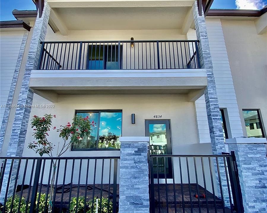 1st image of 4834 NW 83rd Ave #4834