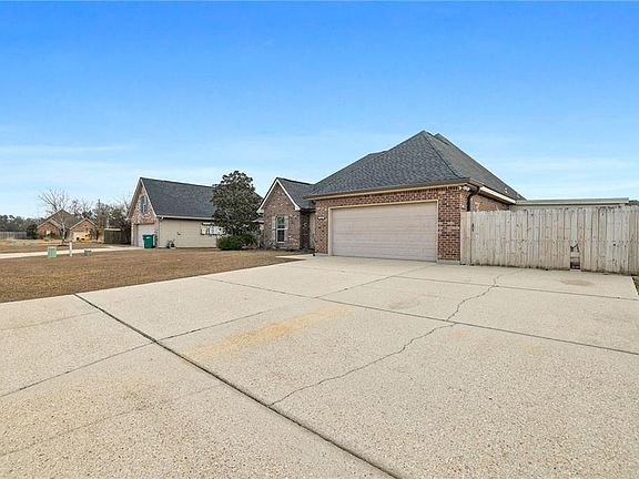 2nd image of 11222 Avila Dr