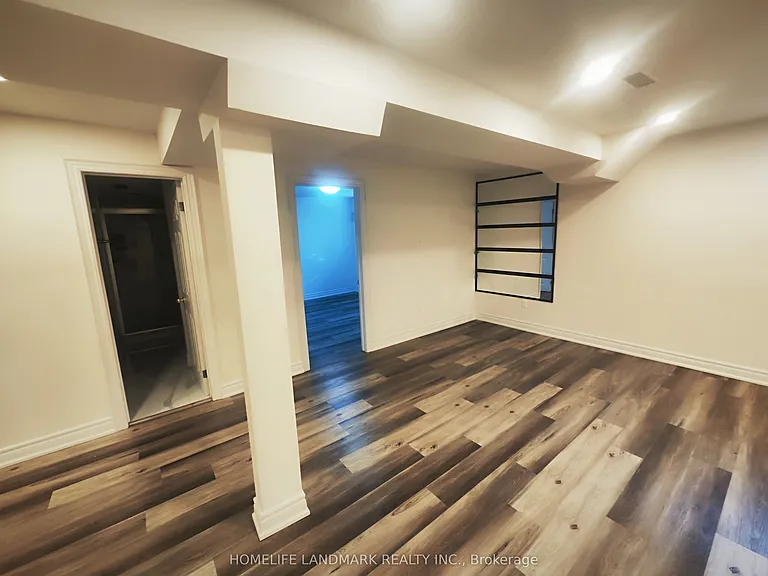 5 Southvale Dr — Photo 2