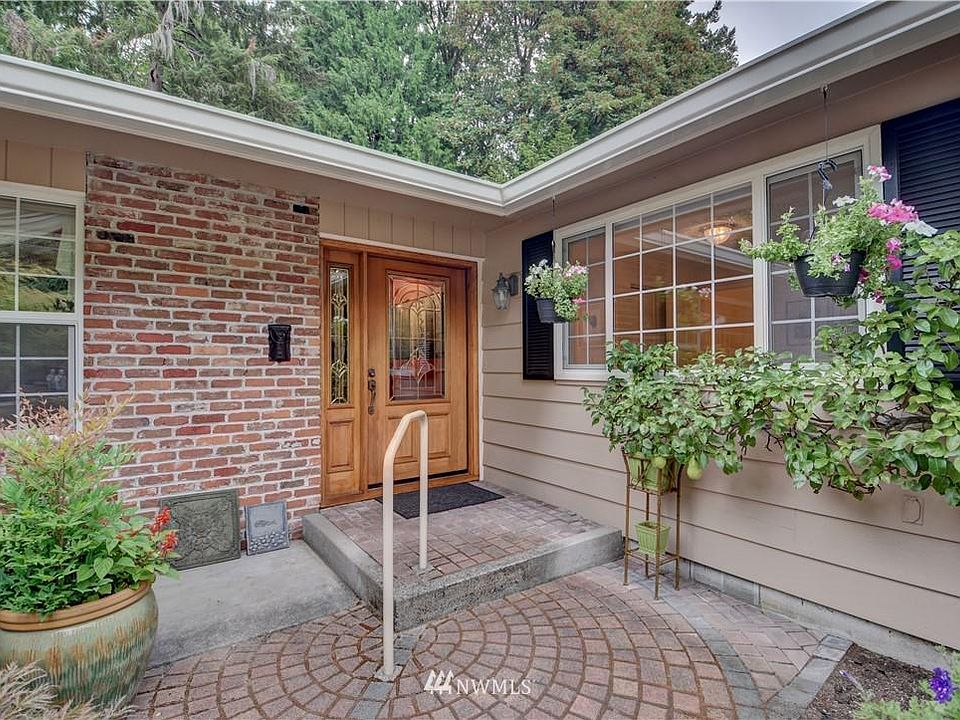 1st image of 2316 Vista Ave SE