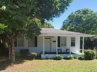 211 S 5th St, Spring Lake, NC 28390