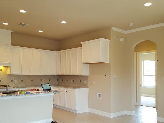 4th image of 608 Pendle Forest Dr